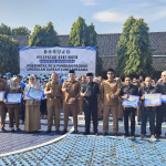 Wujudkan Kedaulatan Pangan Bupati Beri Penghargaan Penyuluh dan Petani Berprestasi