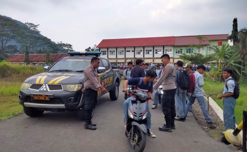 Cegah Tawuran, Polsek Sindangwangi Lakukan Patroli dan Imbauan ke Pelajar