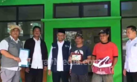 Bantuan Kebutuhan Dasar Disalurkan Untuk Korban Bencana di Desa Sindangkerta Kecamatan Maja 