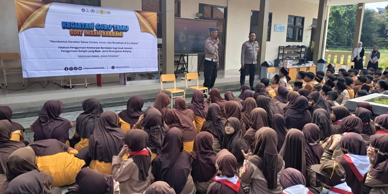 Polsek Majalengka Kota Tanamkan Nilai Disiplin dan Anti-Bullying kepada Siswa SDIT Insan Rabbani